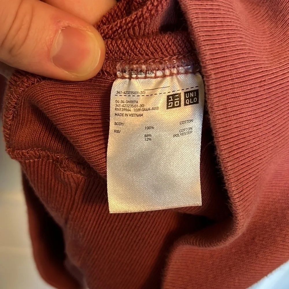 Uniqlo Clay Pull-on Hoodie - Picture 3 of 6